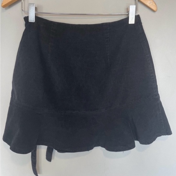 Black Corduroy Tie Wrap Mini Skirt Size Small - Picture 4 of 6